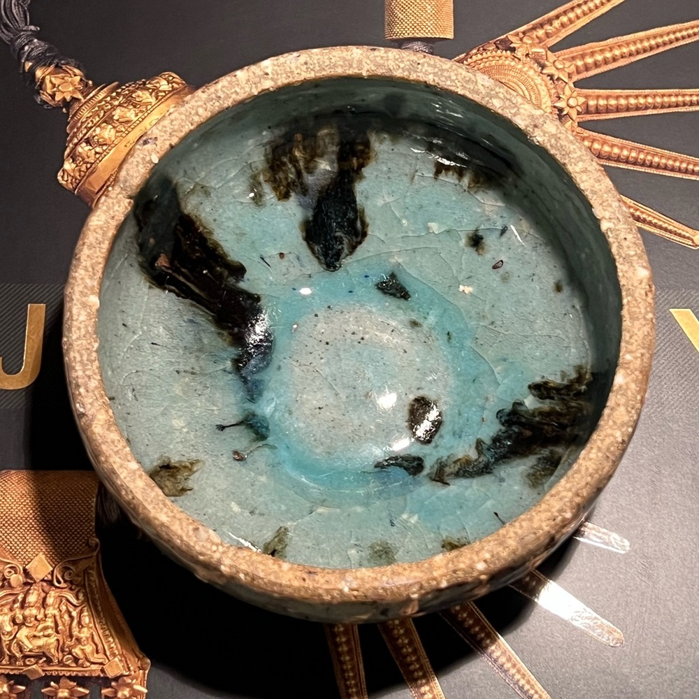 Signed Studio Pottery Bowl – Handmade Stoneware, Turquoise Crackle Glaze (5”) - Picture 2 of 6